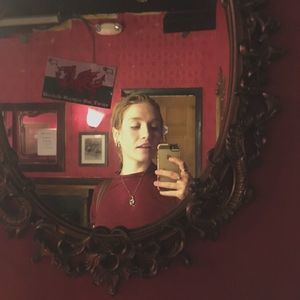 Meet your Posher, Anna